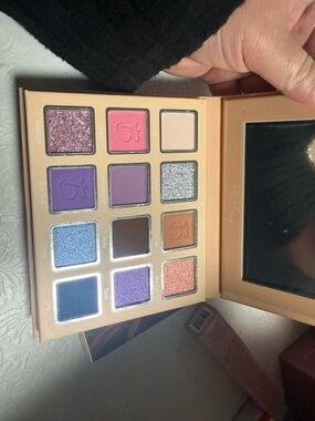 Eyeshadow Palette - Multi-Shade Purple & Pink Collection